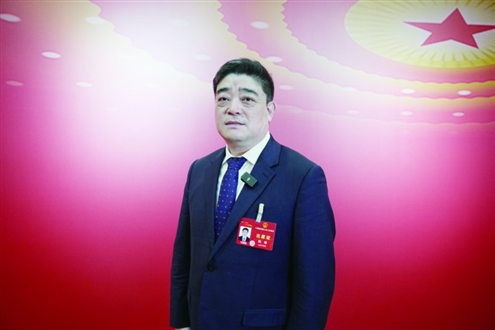 全国人大代表韩峰